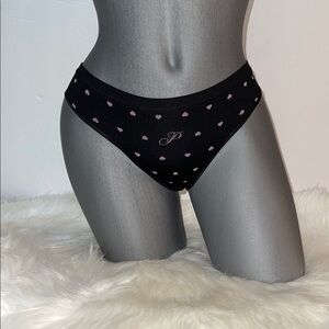 Victoria’s Secret Pink Seamless Thong Panty Underwear. NWT